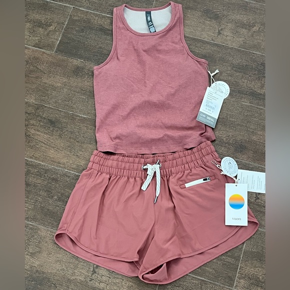 Vuori Other - Vuori 2 piece outfit